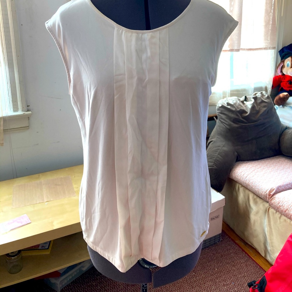 White top